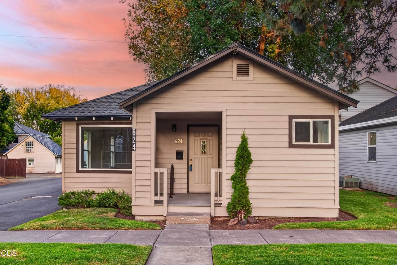 624 Hill Street - Photo 1