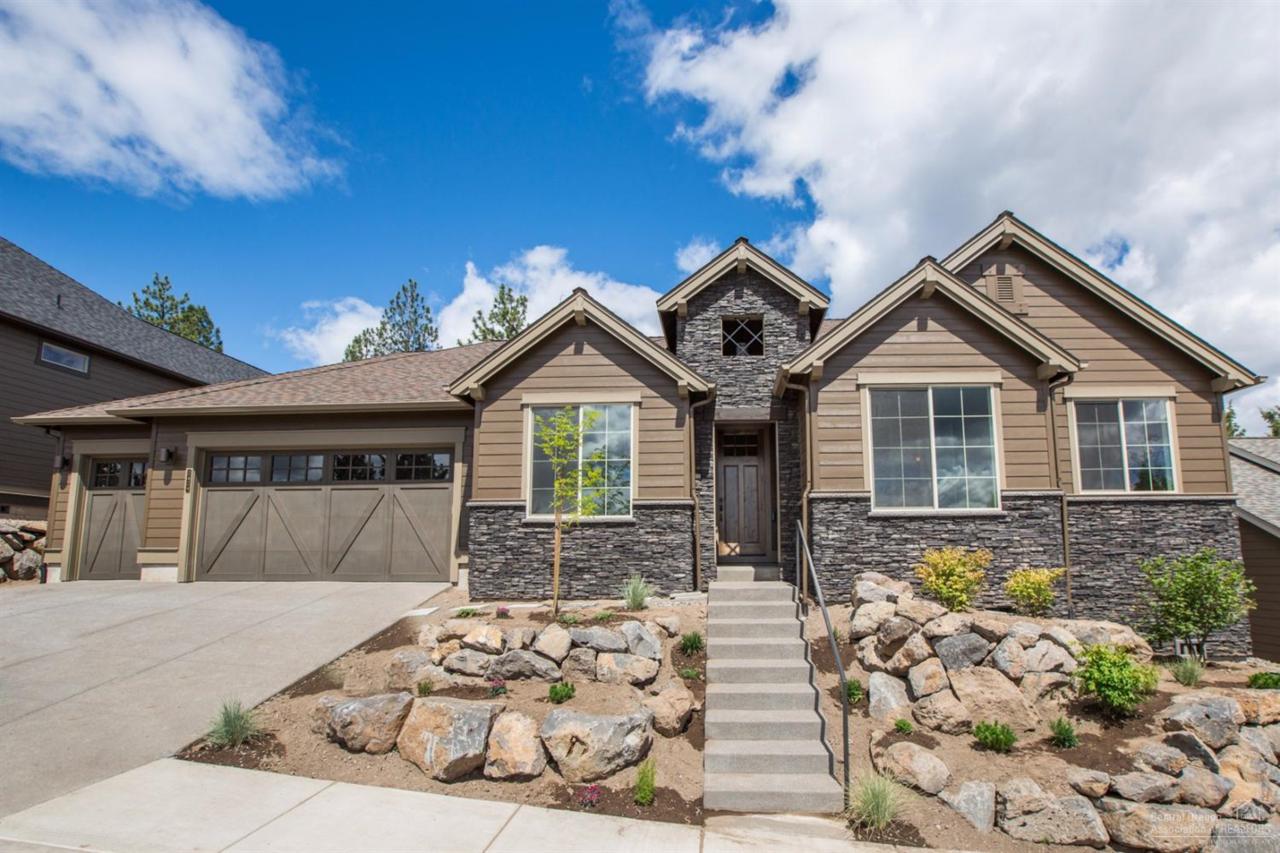 2424 NW Majestic Ridge Drive, Bend, OR 97703 (MLS #201601577) :: Birtola Garmyn High Desert Realty