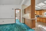 555 Freeman Road - Photo 10