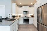 3842 Petrosa Avenue - Photo 16