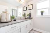 3842 Petrosa Avenue - Photo 9