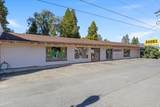 912 & 914 Rogue River Highway - Photo 2