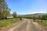 3380 Siskiyou Boulevard - Photo 7