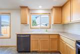 566 Metolius Street - Photo 15