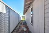 1066 Glengrove Avenue - Photo 14
