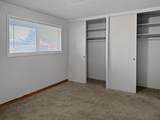 10428 Preddy Avenue - Photo 8