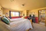 950 Dover Lane - Photo 13