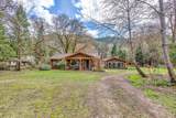 725 Rogue River Highway - Photo 2