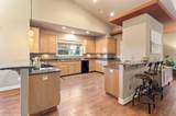 1858 Sunview Place - Photo 9