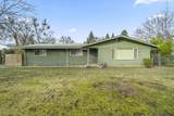 240 Rogue River Avenue - Photo 3