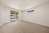 2366 Redwood Avenue - Photo 19
