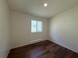 627 Willis Avenue - Photo 13