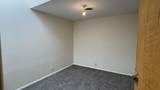 1045 Bond Street - Photo 2