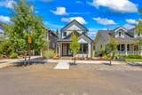 988 Black Butte Avenue - Photo 2