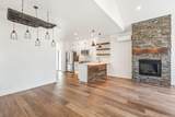 988 Black Butte Avenue - Photo 5
