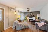 1035 Ashley Place - Photo 4