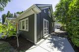 1016 Queen Anne Avenue - Photo 4