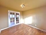 310 Mariposa Avenue - Photo 14