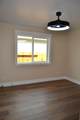 955 Buckmaster Drive - Photo 17