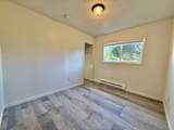 1827 Summers Lane - Photo 17
