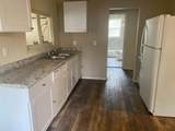 1827 Summers Lane - Photo 6