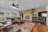 10135 Coyner Avenue - Photo 8