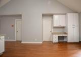 709 Pinewood Way - Photo 7