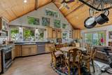 6425 Lake Shore Drive - Photo 9
