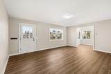 933 Dakota Avenue - Photo 2