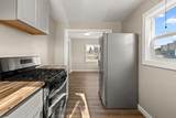 933 Dakota Avenue - Photo 8