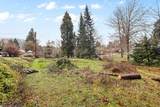 748 Willis Avenue - Photo 3