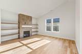 1692 Larch Avenue - Photo 6