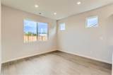 2548 Redwood Ave - Photo 7