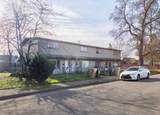 711 Burgess Street - Photo 14