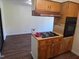 711 Burgess Street - Photo 8
