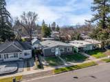 624 Ivy Street - Photo 2
