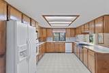 984 Mesman Drive - Photo 10
