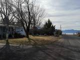 3592 Lake Avenue - Photo 2