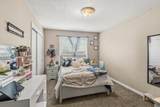 3043 Colonial Avenue - Photo 15