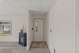 281 Lakeview Drive - Photo 3