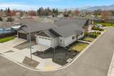 305 Moody Lane - Photo 1