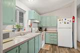 1570 Peach Street - Photo 5