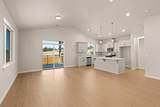 136 Valemont Drive - Photo 2