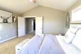 2773 Greenwood Avenue - Photo 32