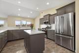 2433 Hazelwood Avenue - Photo 10