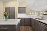 2433 Hazelwood Avenue - Photo 12