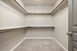 2433 Hazelwood Avenue - Photo 24