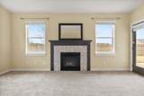 2433 Hazelwood Avenue - Photo 8