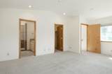 300 Colonial Drive - Photo 17