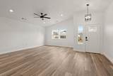 221 Christopher Way - Photo 4